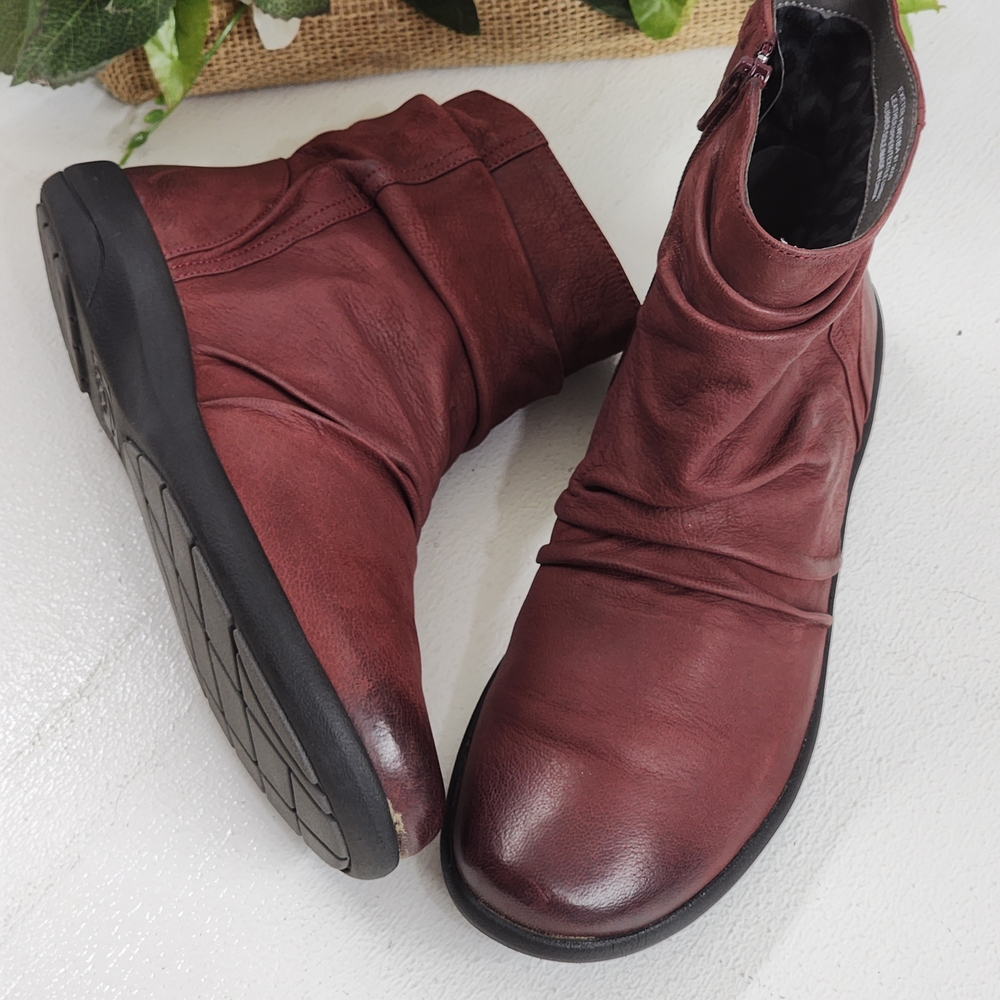Exeter Burgundy Leather Ankle Boots